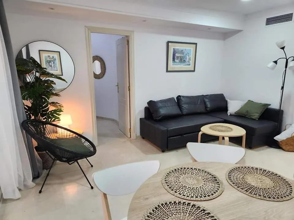 Apartment Beachfront Accommodation 埃斯特波纳